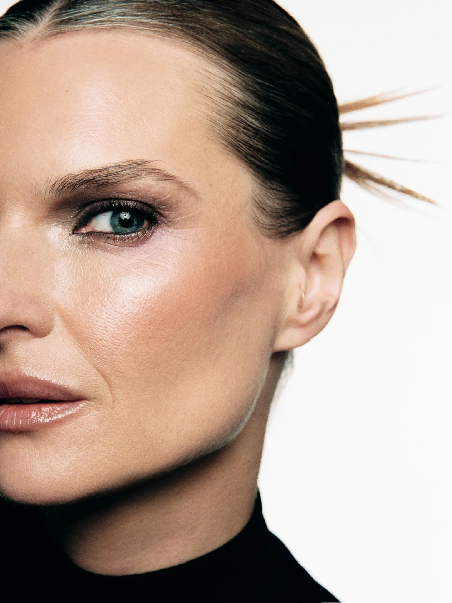 Editorial — Black